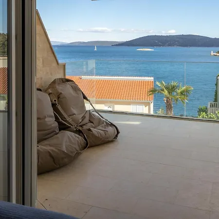 Apartamento The Light House View! Vinišće