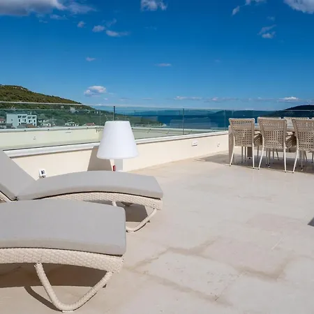 Apartamento The Light House View! Vinišće